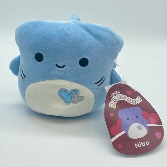 Squishmallow Canadian Nitro Hammerhead Shark  5” Valentines NWT New - Picture 1 of 5